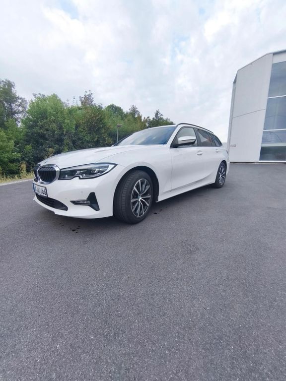 Image of BMW 318