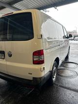 Volkswagen T5 Transporter - gebrauchte VW T5 Transporter aus dem Jahr 2014