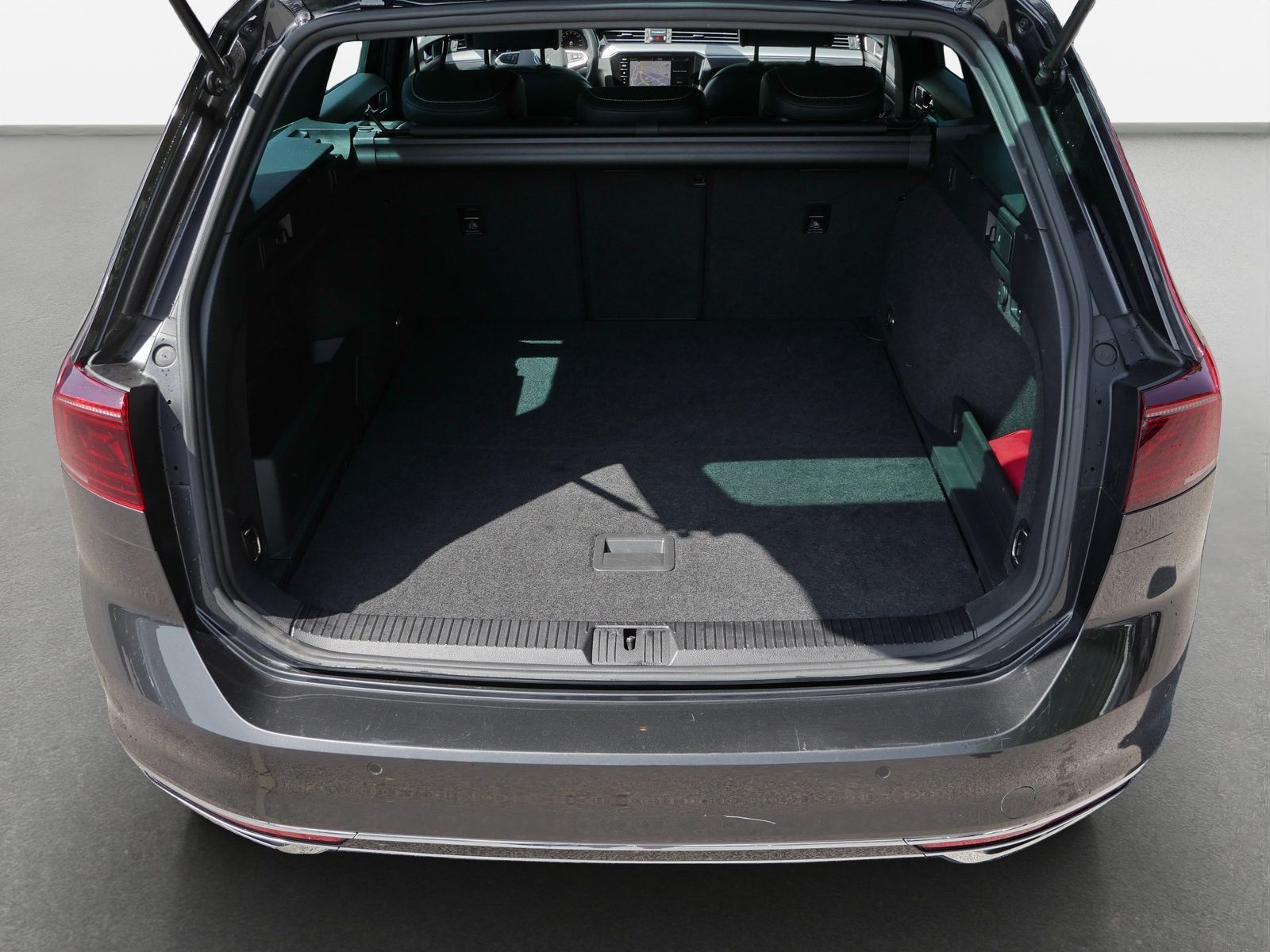 Volkswagen Passat Variant - Bild 11