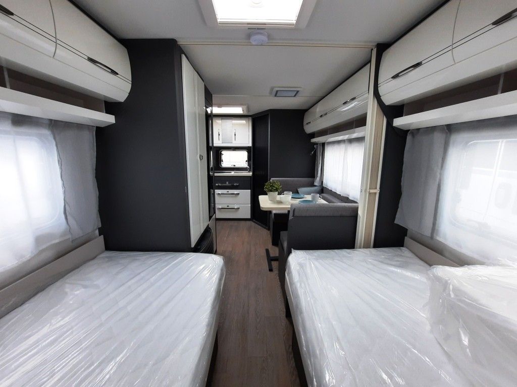 Fahrzeugabbildung Hobby Excellent 460 SL Verfüg./Sparen Sie 4.943,- €