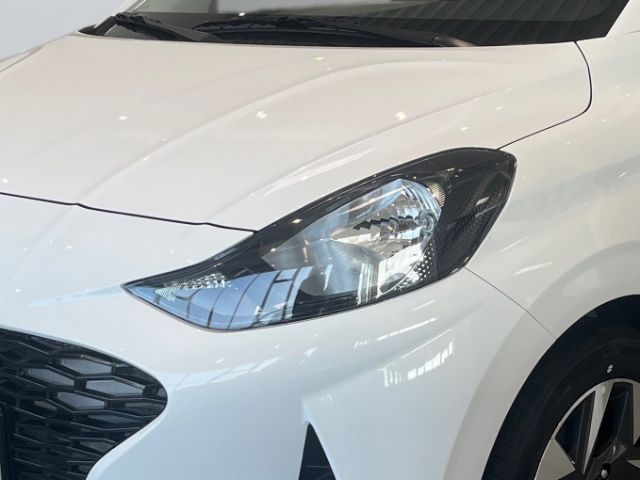 Fahrzeugabbildung Hyundai i10 Trend 1.0 A/T (MY25) Komfortpaket Navi Klima
