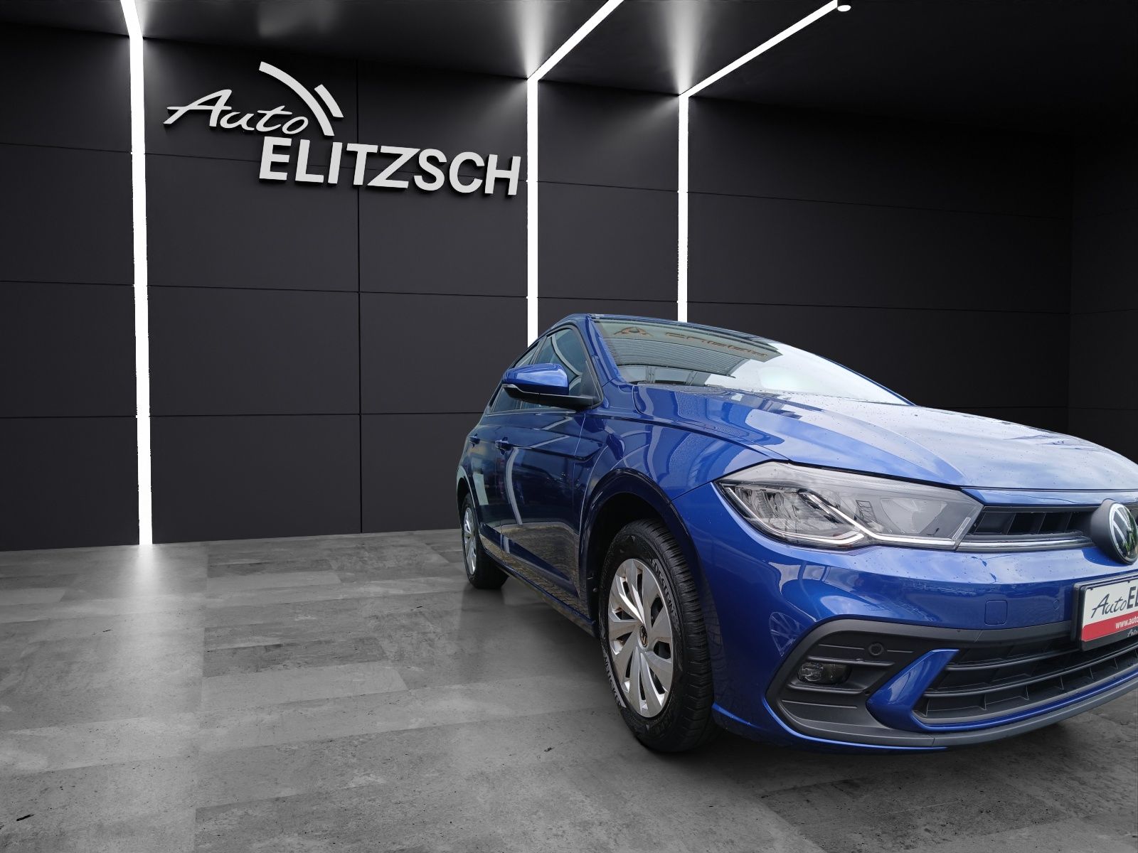 Fahrzeugabbildung Volkswagen Polo 1.0 Life LED Navi AID RKF GRA SH