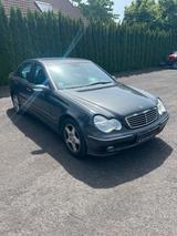 Mercedes-Benz Mercedes Benz  203  C 220 CDI - gebrauchte Mercedes-Benz C 220 aus dem Jahr 2001