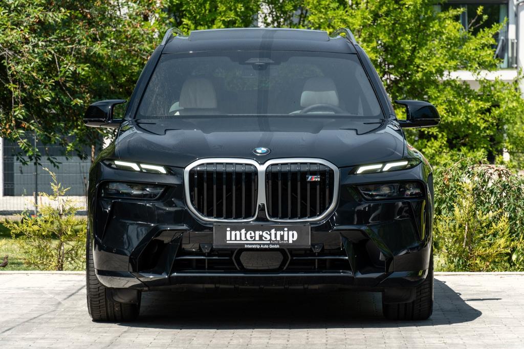BMW X7 M60