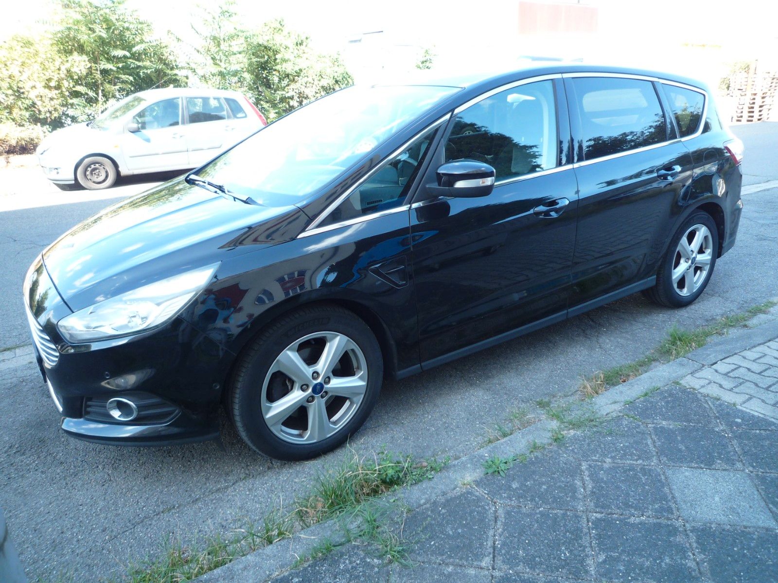Ford S-Max - 1