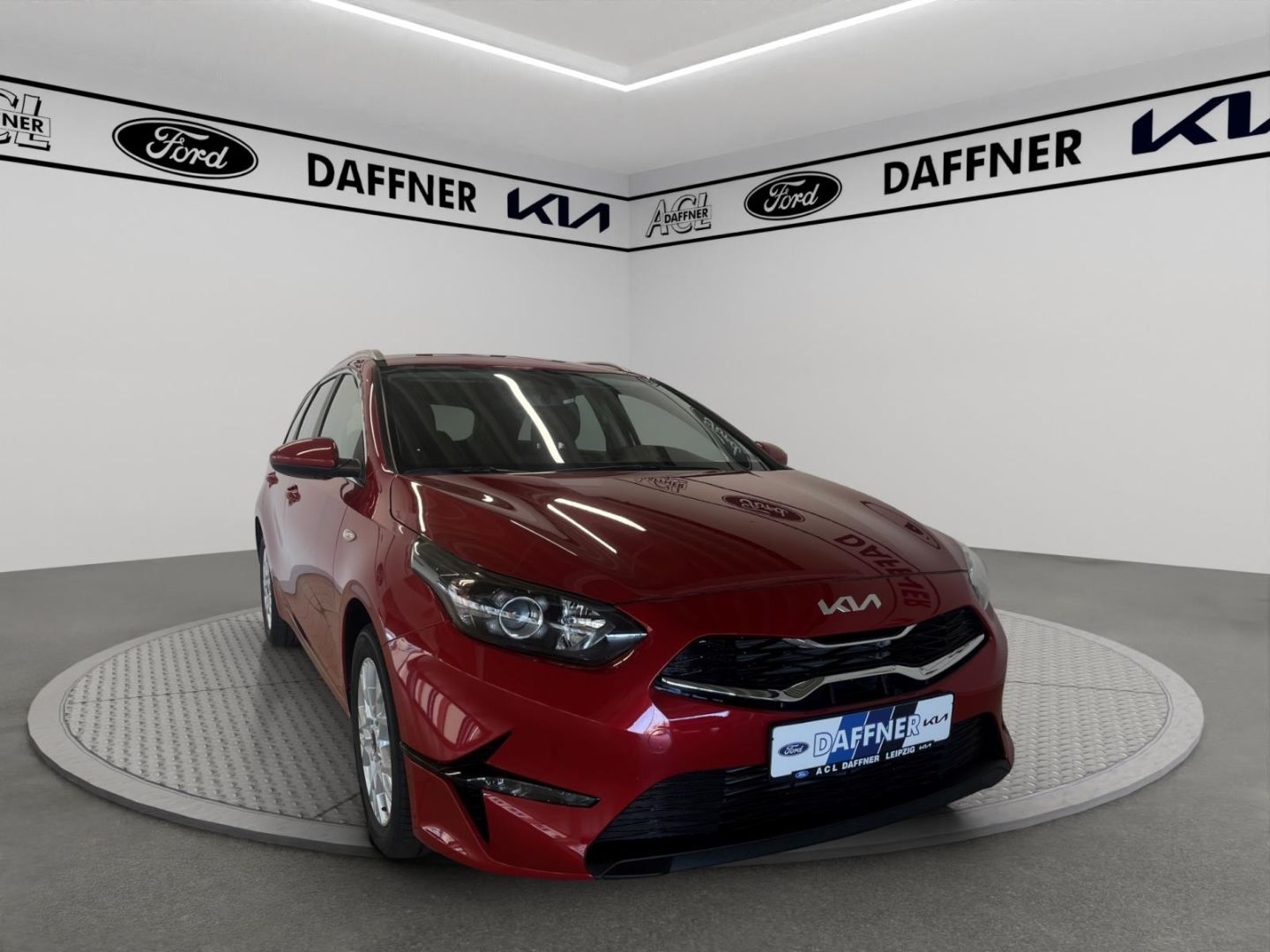 Fahrzeugabbildung Kia Ceed_sw Vision Kamera Tempomat Navigation DAB