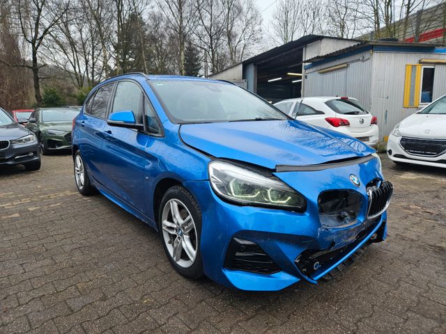 BMW 220i Active Tourer Aut. M Sport*PANO*NAVI*KAMERA