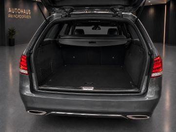 Mercedes E 250 - 11