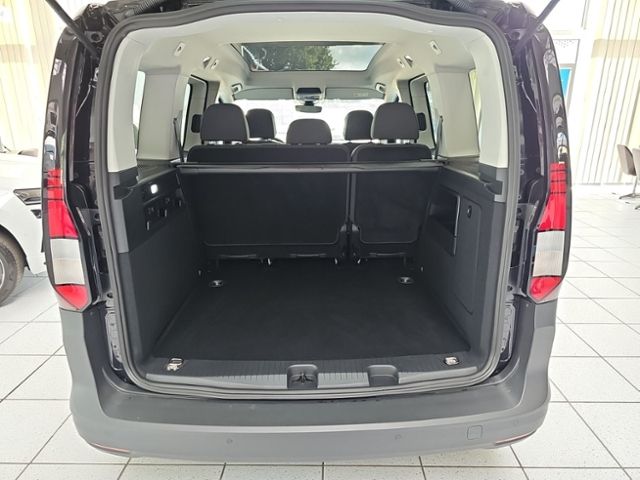Fahrzeugabbildung Volkswagen Caddy 1.5 TSI NAVI LM17 PANO RFK SHZ GJR