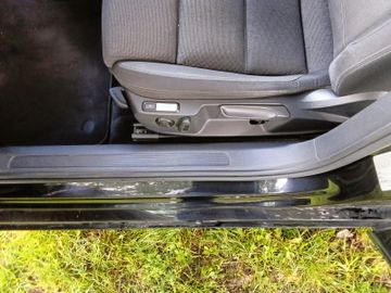 Volkswagen Passat Variant - 12