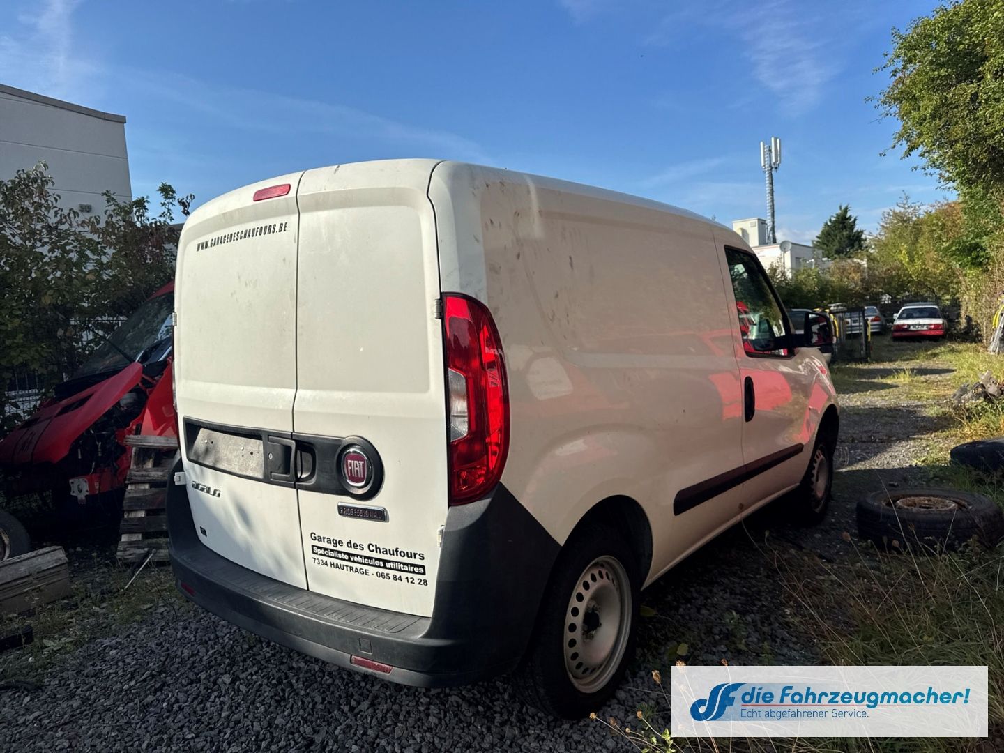Fahrzeugabbildung Fiat Doblo Basis Kasten 1.4 *BRANDSCHADEN * MOTOR ZER