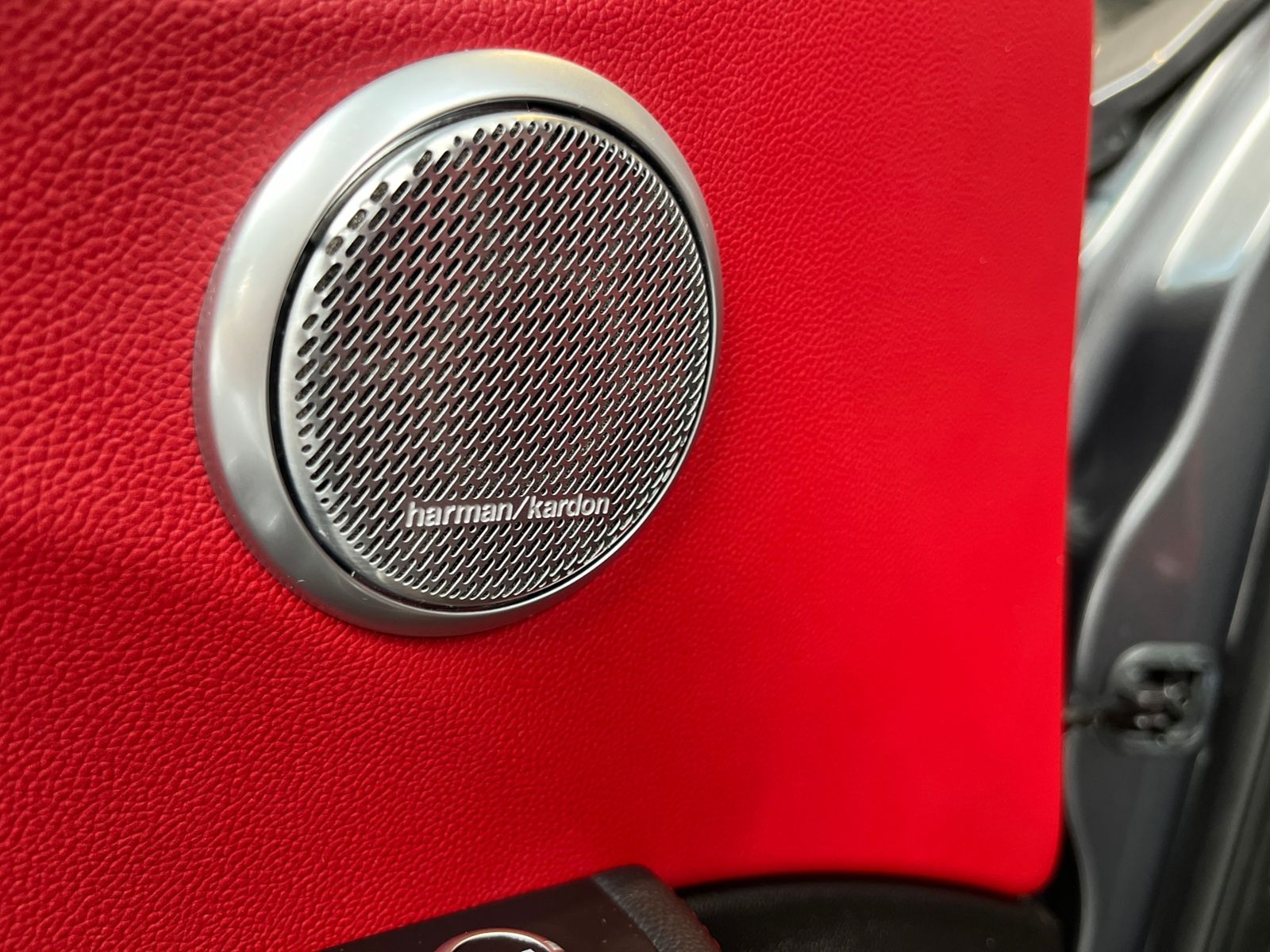 Fahrzeugabbildung Alfa Romeo Giulia Super H/K LEDER XEN NAV ACC RFK ALU