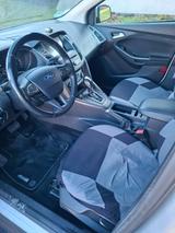 Ford Focus 1,5 TDCi 88kW PowerShift Business Tur.... - Ford Focus mit Diesel-Antrieb: 1.8