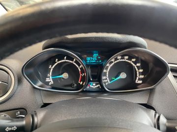 Ford Fiesta Trend 5-Türer *KLIMA*SZHZ*EURO6*TÜV-2027*