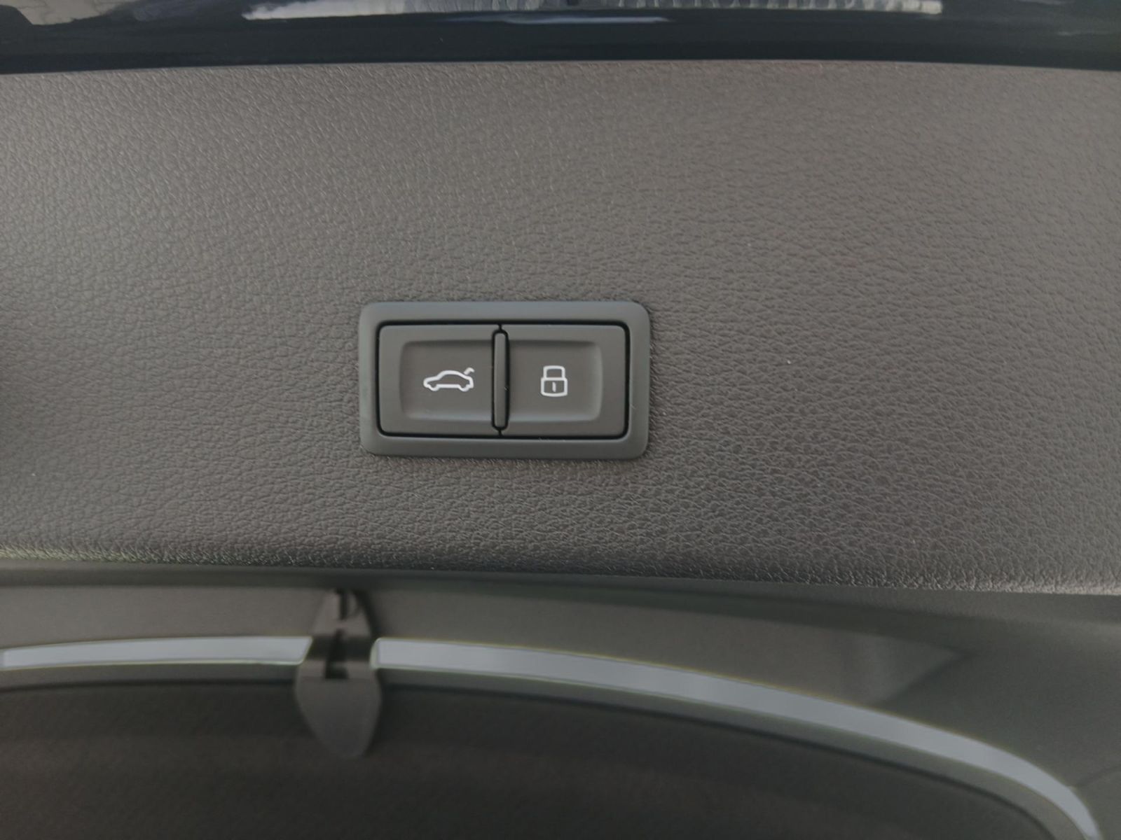 Audi Q8 e-tron - Bild 25