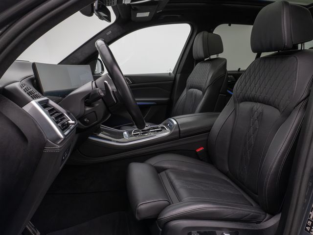 Foto Nummer 35: BMW X5 M60