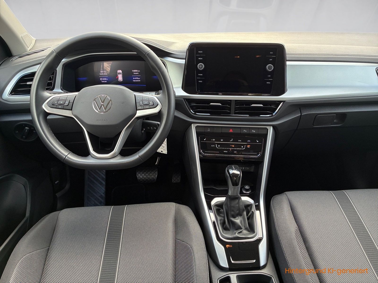 Fahrzeugabbildung Volkswagen T-Roc 1.5 TSI Life LED,Navi,PDC,SHZ,Klimaaut.,LM