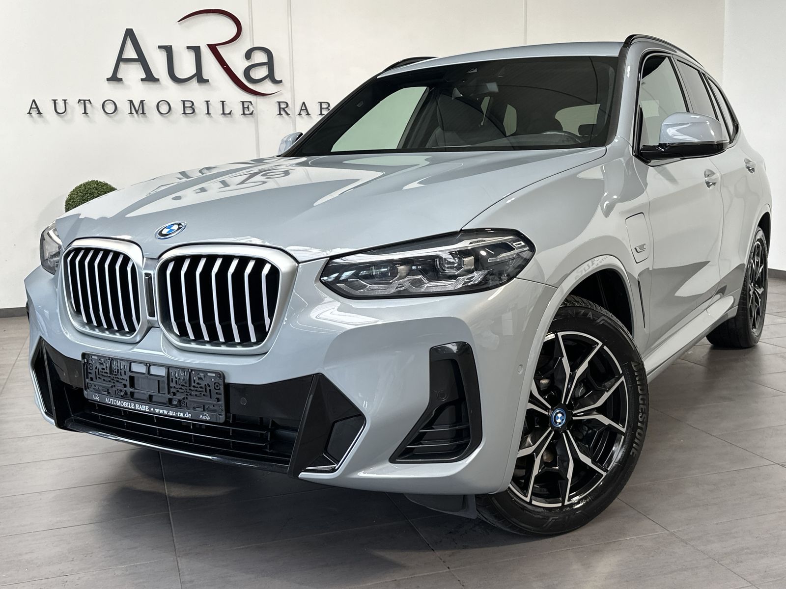 Fahrzeugabbildung BMW X3 xDrive30e M-Sport NAV+LED+AHK+KAMERA+19ZO+1HD