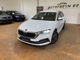 Skoda Octavia Combi 2.0TDI DSG/ACC/CAM/HEAD-UP/4xSHZ - Skoda Octavia Gebrauchtwagen in Braunschweig