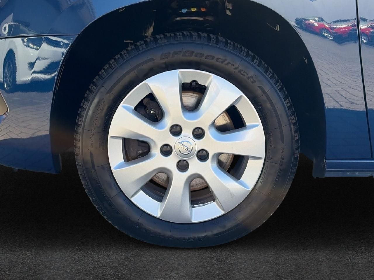 Fahrzeugabbildung Opel Combo Life 1,2 Ultimate Automatik