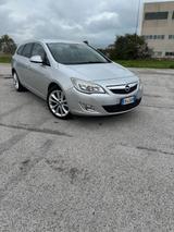 Opel Astra 1.4 Turbo 140CV Sports Tourer GPL Tec - Opel Astra mit LPG-Antrieb
