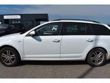 Skoda Octavia Combi 1.4 TSI LED*AHK*CarPlay*PDC*1.HAND - Skoda Octavia in Wiesbaden