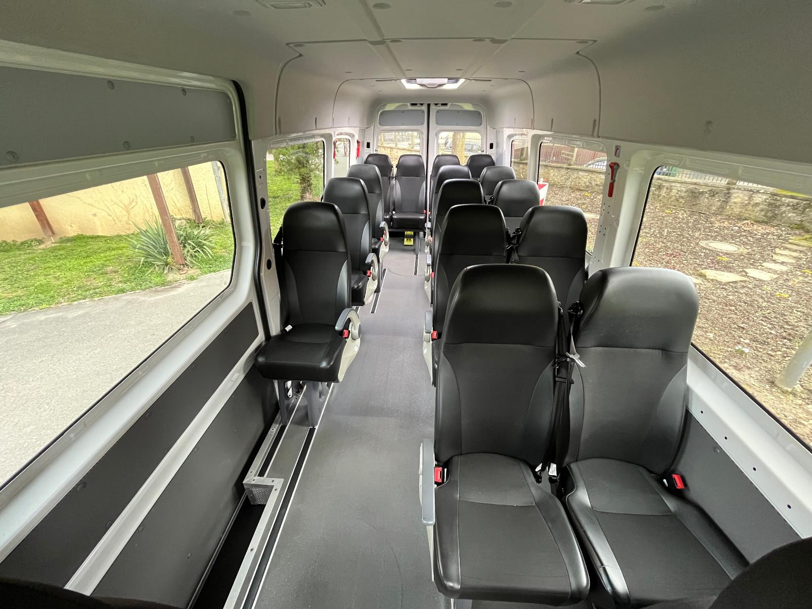 Volkswagen CRAFTER 17 SITZER ACC LANE ASSIST KLIMAAUTO.SHZ