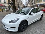 Tesla Model 3 Standard RWD mit Anhängerkupplung - Tesla Model 3 Gebrauchtwagen in München