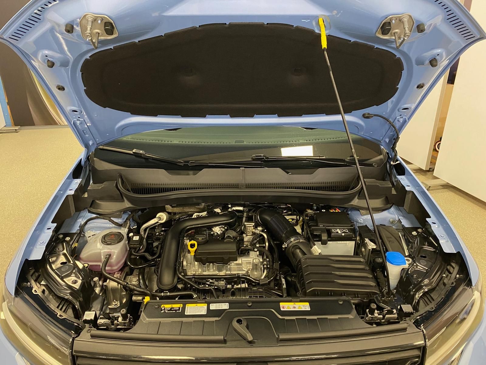 Fahrzeugabbildung Volkswagen T-Cross 1.0 TSI Life+APP+ACC+TOTWINKEL+KAMERA+++