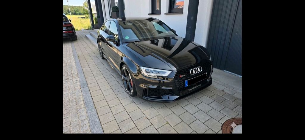 Image of Audi RS3