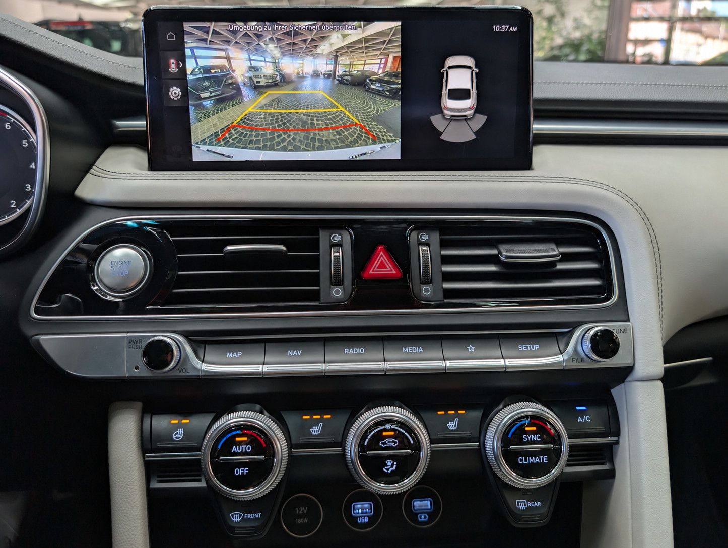 Fahrzeugabbildung Genesis G70 2.0 T-GDI Sport PANO*LEDER*ACC*LED*KAM*19"LM