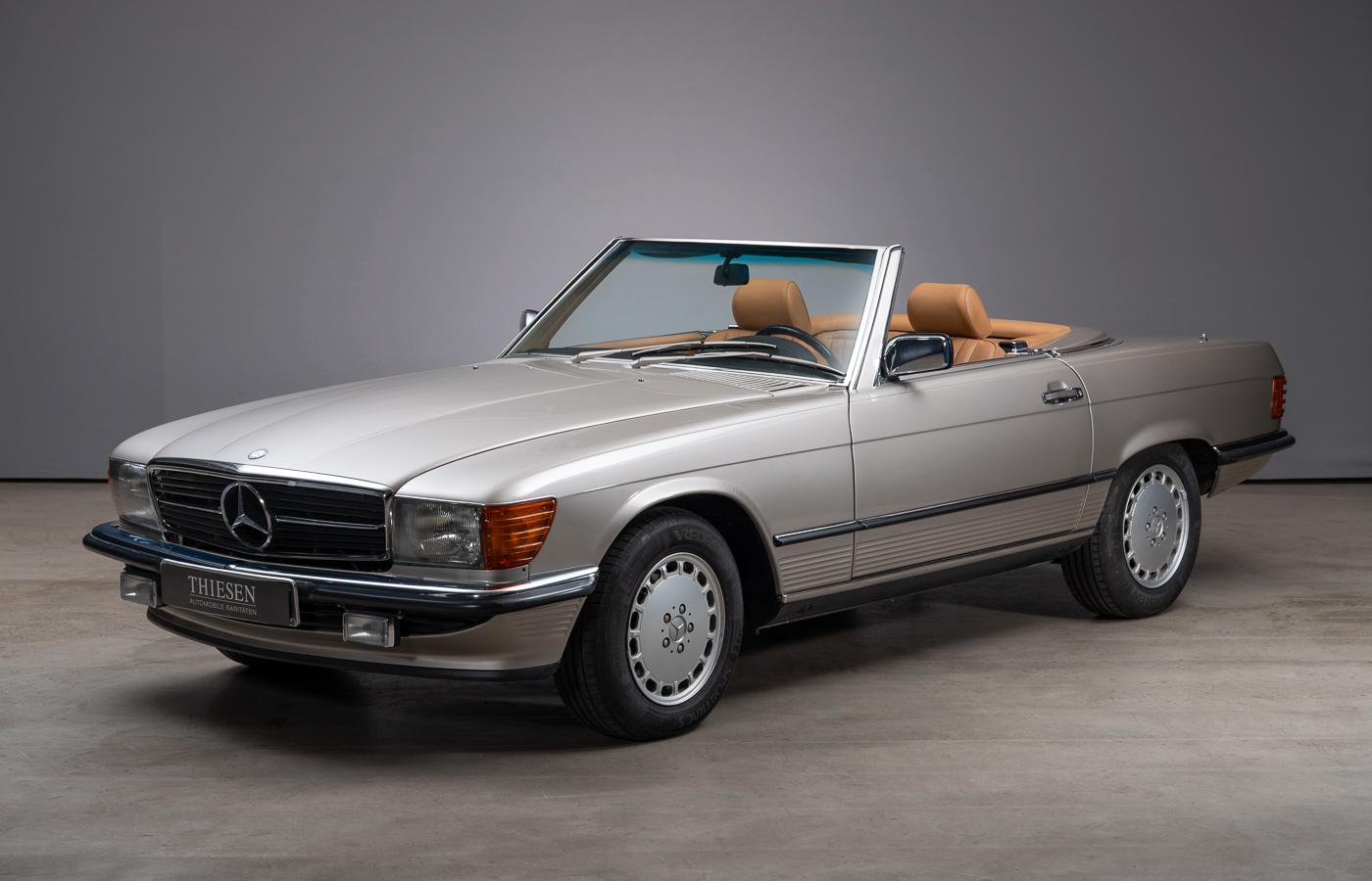 Mercedes-Benz 560SL Roadster (R107)