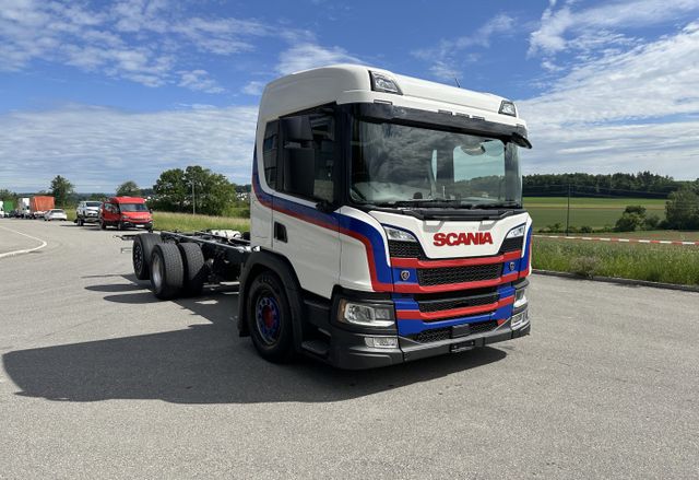 Scania P450 6x2 Chassis-Kabine 