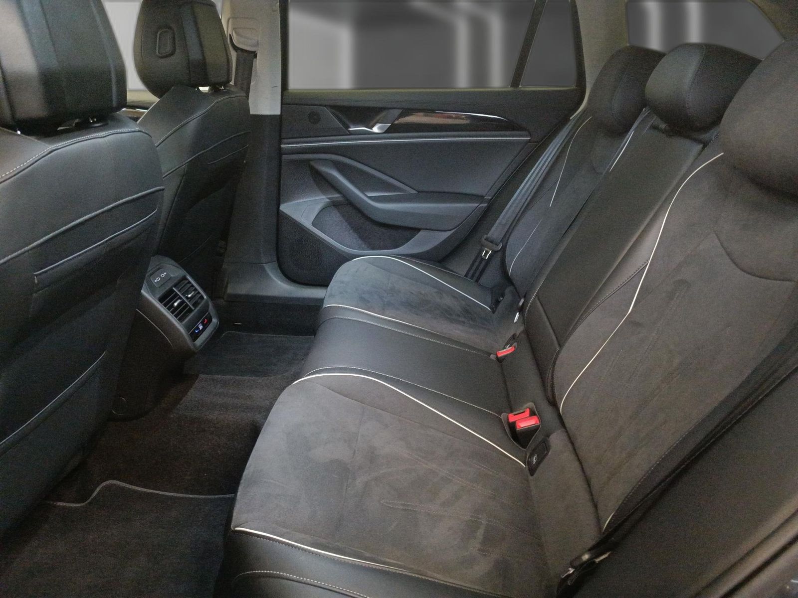 Volkswagen Passat - Bild 18