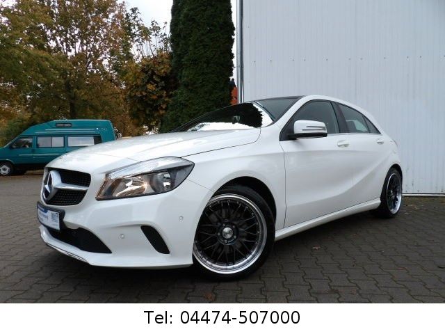 Mercedes-Benz A200 BlueEfficiency Sportsitze Navi Sizhg 18Zoll