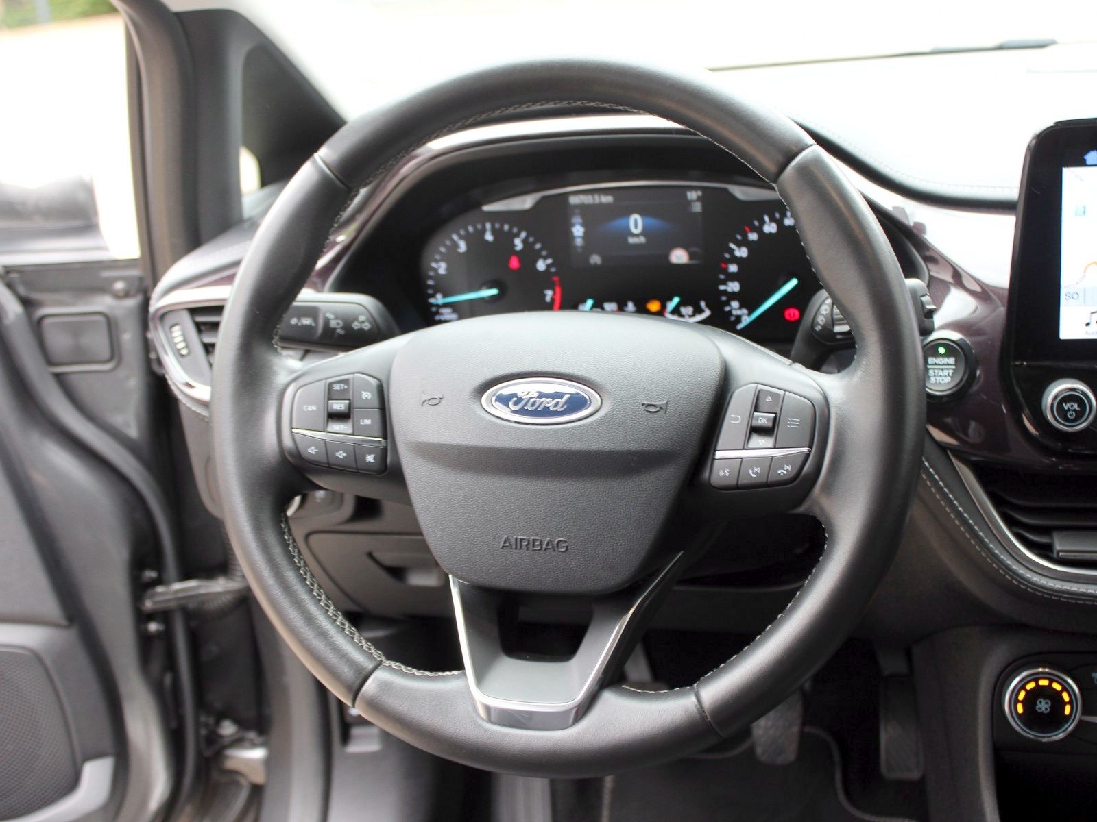 Fahrzeugabbildung Ford Fiesta Vignale 1,0 EcoBoost Start/Stopp