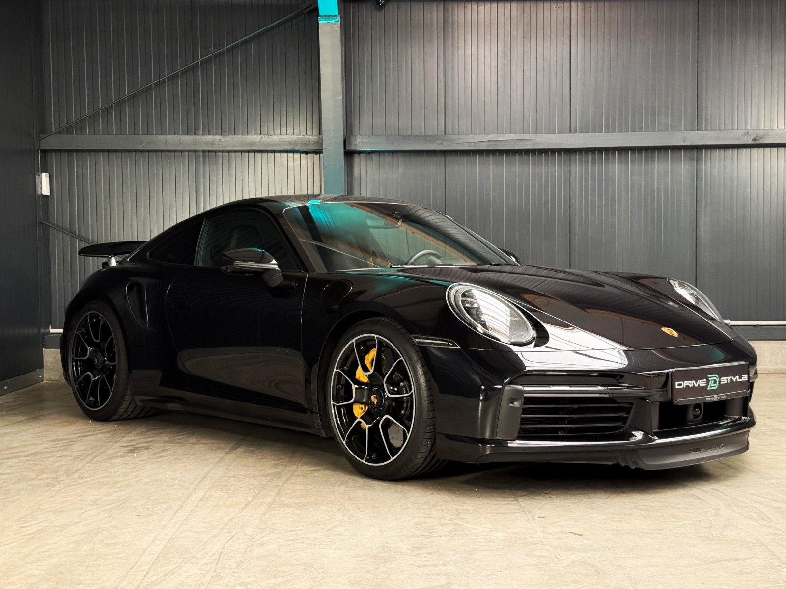 Fahrzeugabbildung Porsche Turbo S + Burmester + PCCB + Carbon Dach + Appro