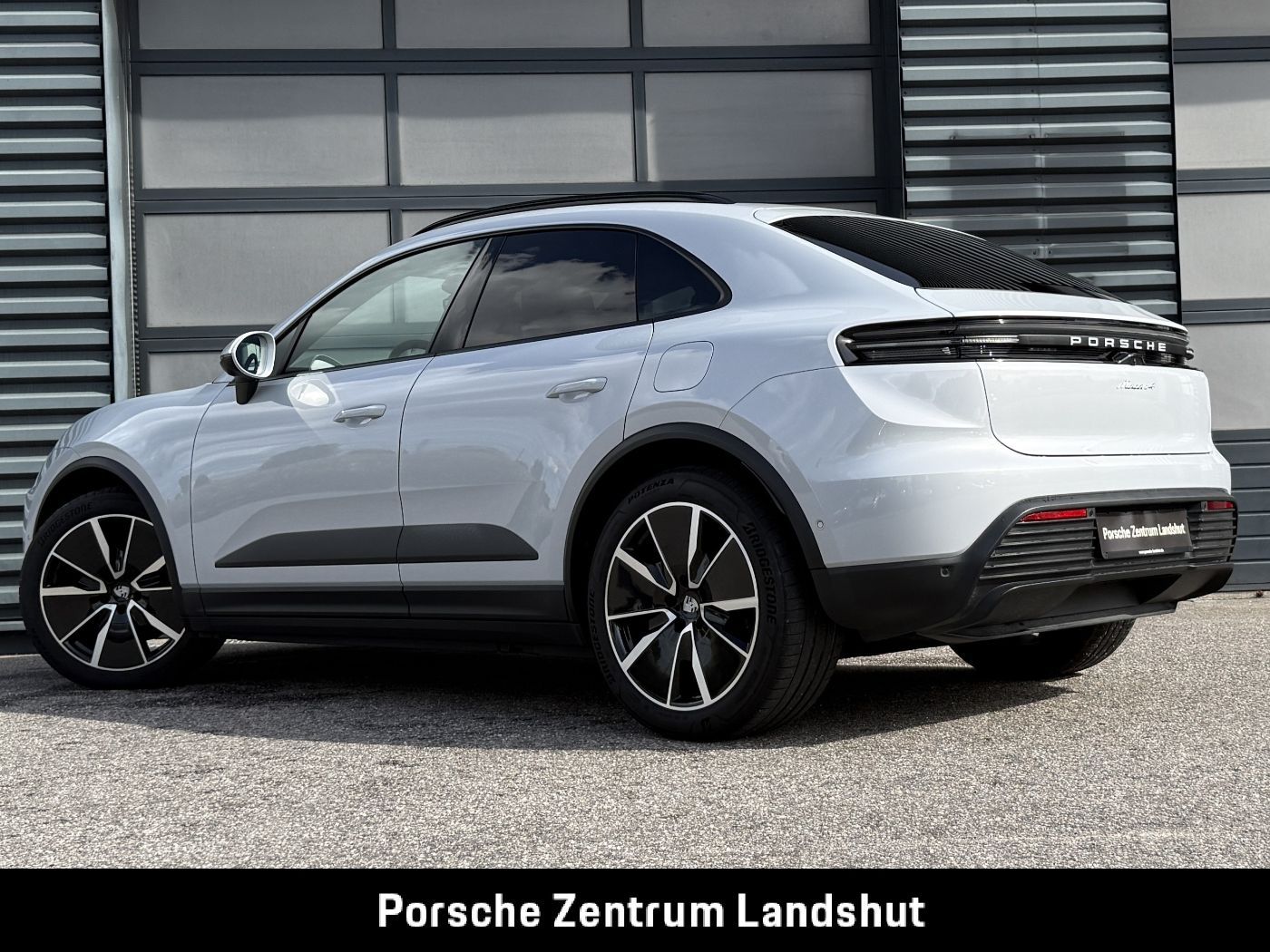 Porsche Macan 4 Luftfederung InnoDrive Panorama foto 4