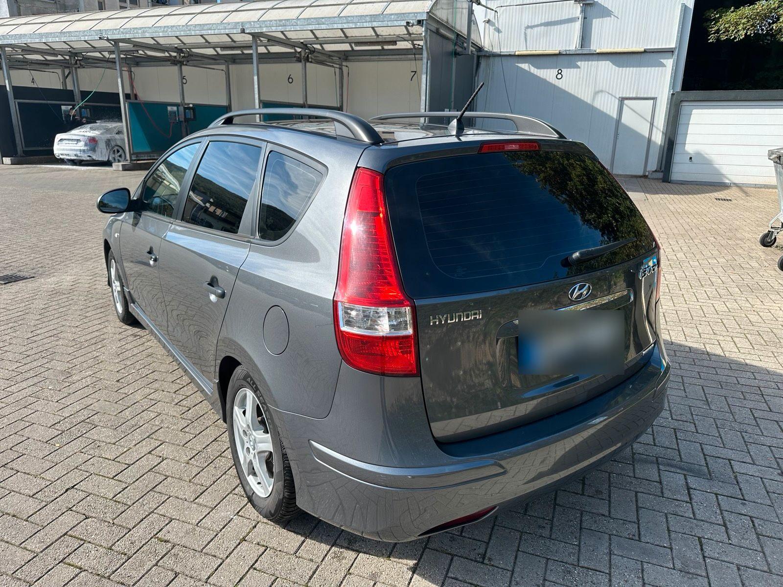 Hyundai i30 2011 — photo 6