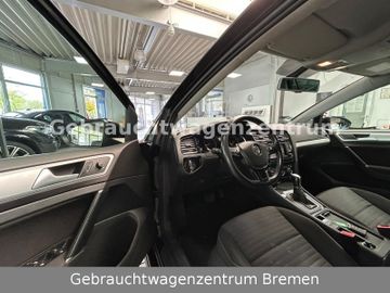 Volkswagen Golf - 12