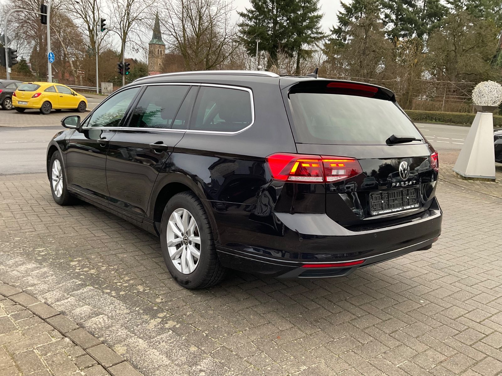 Fahrzeugabbildung Volkswagen Passat Variant 2.0 TDI DSG Busi,Kamera,LED,ACC