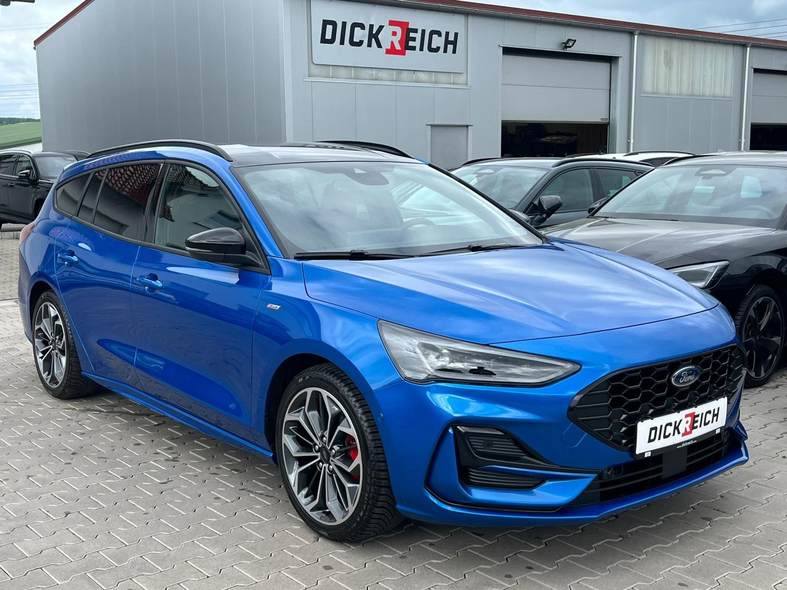 Fahrzeugabbildung Ford Focus 1.0 ST-Line X MATRIX*B&amp;O*ACC*KAM*APP*LHZ