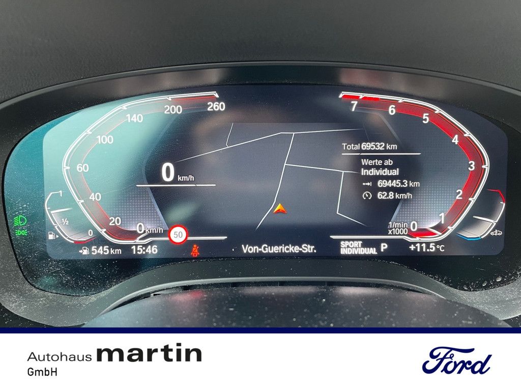 Fahrzeugabbildung BMW 520 i PDC SHZ KAMERA NAVI HUD FACEL. LED LASER