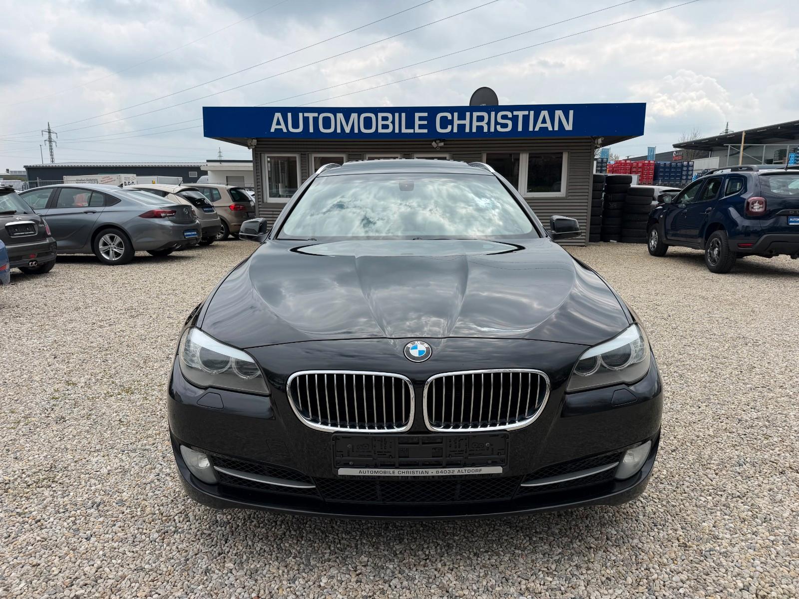 BMW 535 Touring xDrive Pano Leder Navi Keyless Go