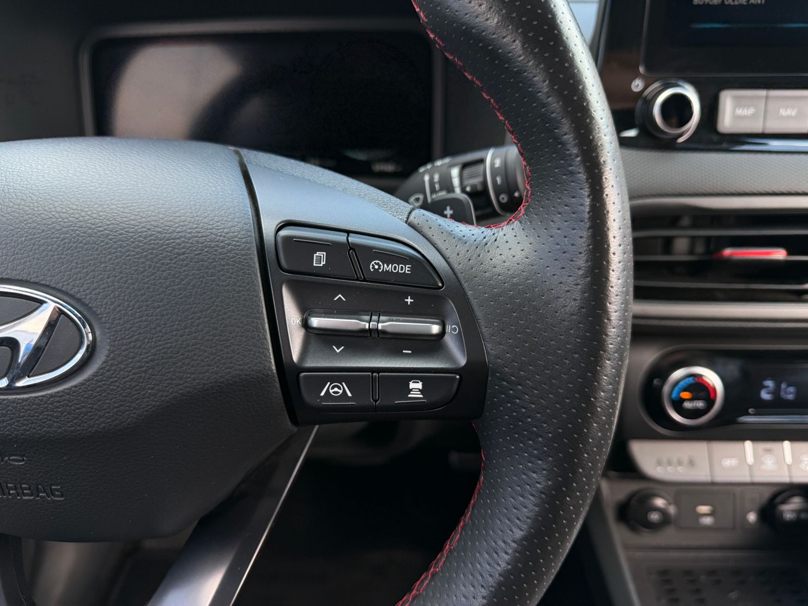 Fahrzeugabbildung Hyundai KONA N Line 2WD KOMFORT KRELL ACC RFK
