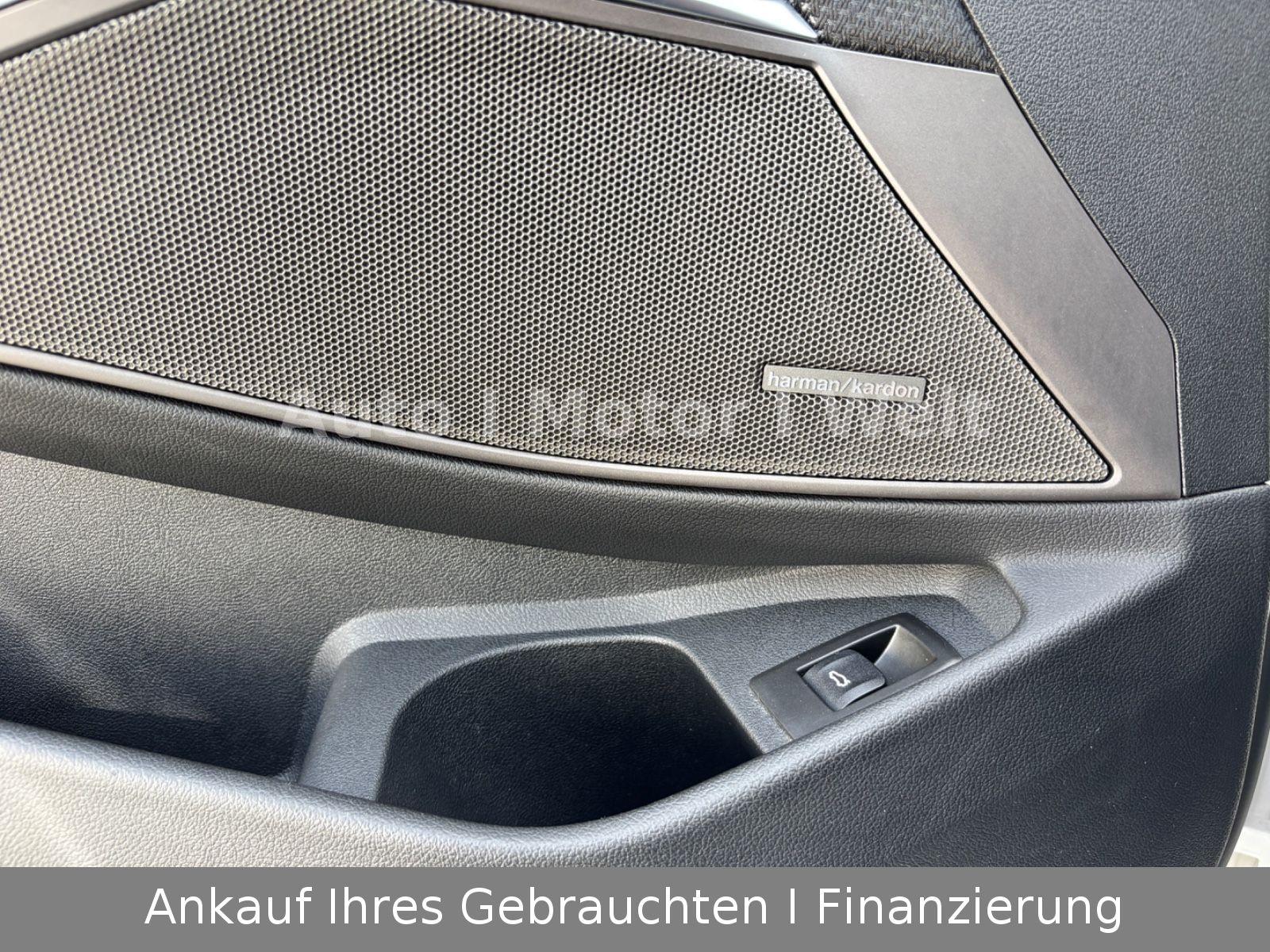 Fahrzeugabbildung BMW 318d Touring G21 LASER/ACC/SHZ/STDHZG/PANO/KEYLE