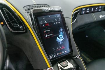 صورة مصغرة 36 لـ 2022 Ferrari ROMA