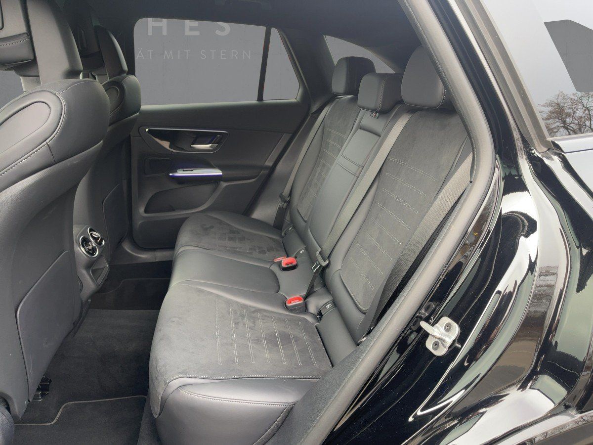 Fahrzeugabbildung Mercedes-Benz GLC 300 de 4M AMG/Night/360°/Dig.-Light/AHK
