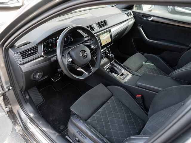 Superb Combi 1.4 iV Sportline DSG AHK+MATRIX+360