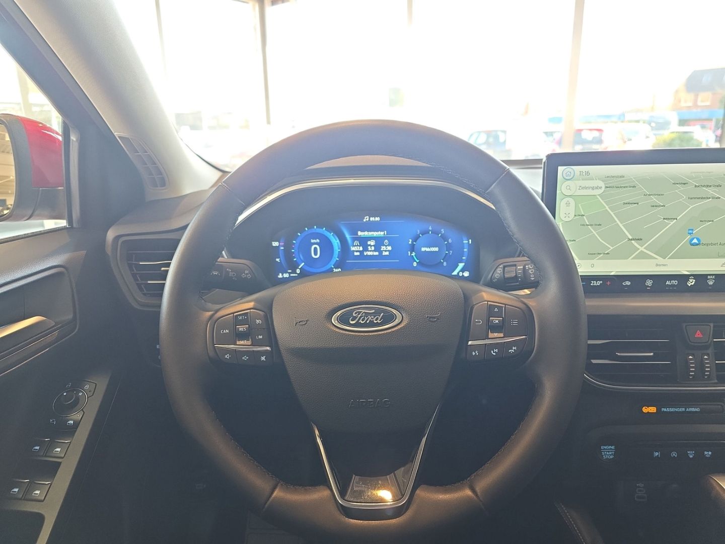 Fahrzeugabbildung Ford Focus Turnier Titanium X AHK-abnehmbar GJR B&O S